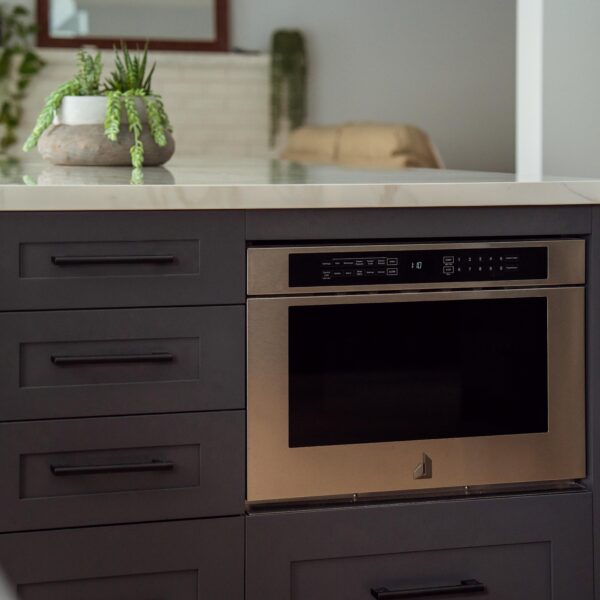 A photo of a local contractor who works in burlington and oakville doing renovations, remodels and additions as a burlington renovations, burlington remodels burlington additions and burlington custom homes general contractor in burlington and oakville