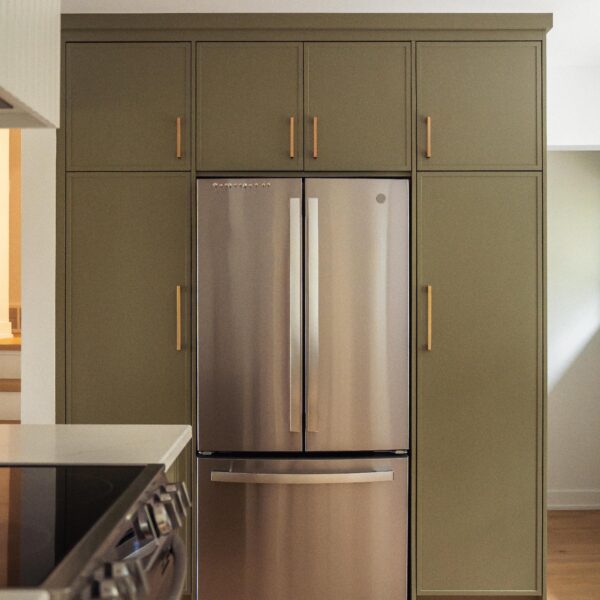 A photo of a local contractor who works in burlington and oakville doing renovations, remodels and additions as a burlington renovations, burlington remodels burlington additions and burlington custom homes general contractor in burlington and oakville