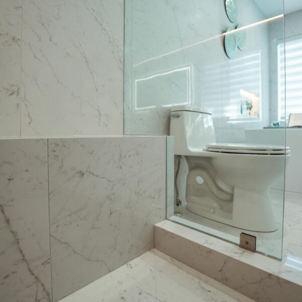 A photo of a local contractor who works in burlington and oakville doing renovations, remodels and additions as a burlington renovations, burlington remodels burlington additions and burlington custom homes general contractor in burlington and oakville