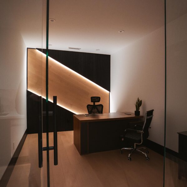 A photo of a local contractor who works in burlington and oakville doing renovations, remodels and additions as a burlington renovations, burlington remodels burlington additions and burlington custom homes general contractor in burlington and oakville