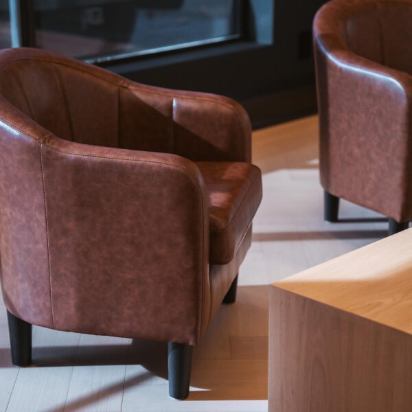 A photo of a local contractor who works in burlington and oakville doing renovations, remodels and additions as a burlington renovations, burlington remodels burlington additions and burlington custom homes general contractor in burlington and oakville