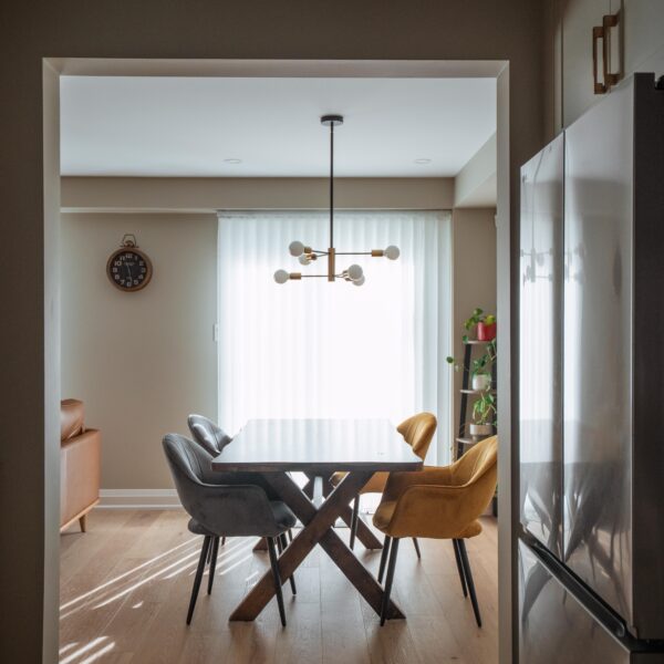 A photo of a local contractor who works in burlington and oakville doing renovations, remodels and additions as a burlington renovations, burlington remodels burlington additions and burlington custom homes general contractor in burlington and oakville