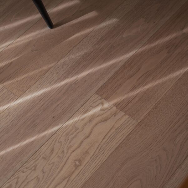 A photo of a local contractor who works in burlington and oakville doing renovations, remodels and additions as a burlington renovations, burlington remodels burlington additions and burlington custom homes general contractor in burlington and oakville