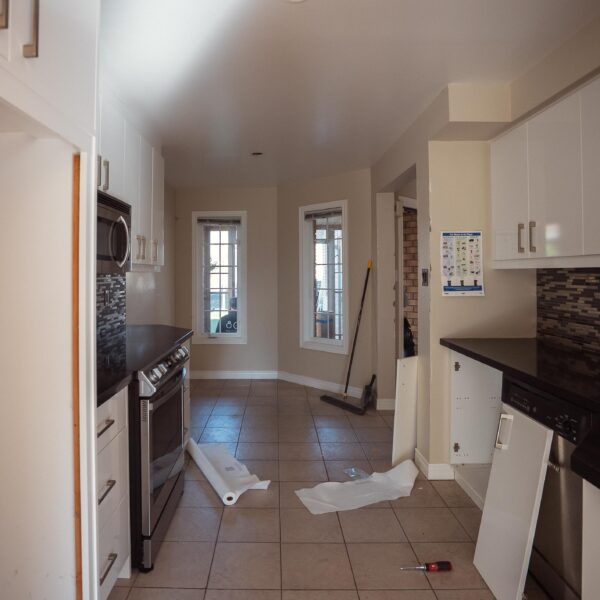 A photo of a local contractor who works in burlington and oakville doing renovations, remodels and additions as a burlington renovations, burlington remodels burlington additions and burlington custom homes general contractor in burlington and oakville