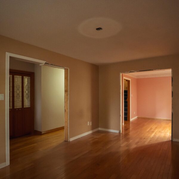 A photo of a local contractor who works in burlington and oakville doing renovations, remodels and additions as a burlington renovations, burlington remodels burlington additions and burlington custom homes general contractor in burlington and oakville