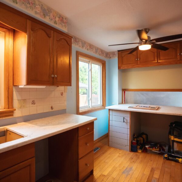 A photo of a local contractor who works in burlington and oakville doing renovations, remodels and additions as a burlington renovations, burlington remodels burlington additions and burlington custom homes general contractor in burlington and oakville