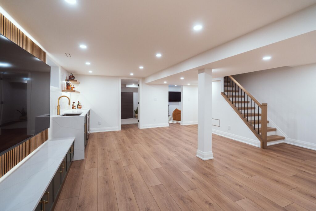 A photo of a local contractor who works in burlington and oakville doing renovations, remodels and additions as a burlington renovations, burlington remodels burlington additions and burlington custom homes general contractor in burlington and oakville